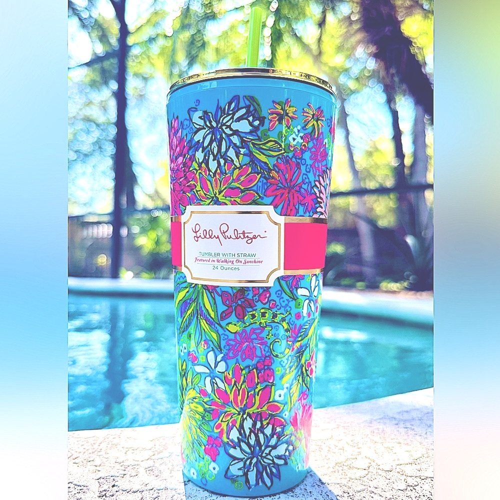 New Lilly Pulitzer 24 oz Acrylic Tumbler BPA free “Walking on Sunshine” w/ Straw